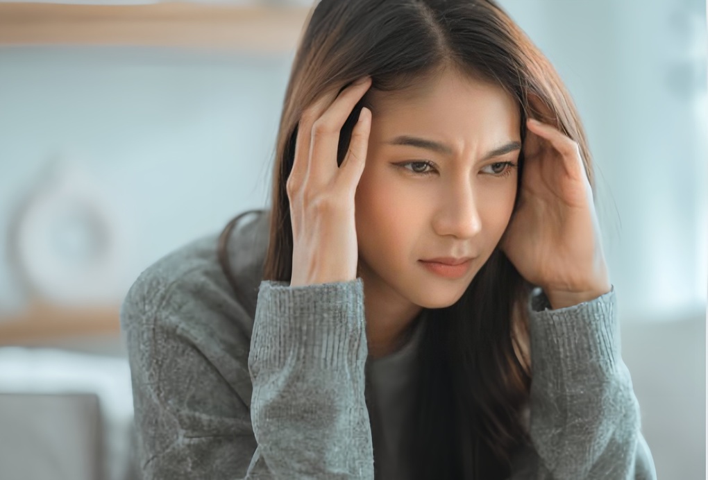Nghe lén chồng nói chuyện với mẹ, tôi sửng sốt vì ý định của anh - 1 Nghe lén chồng nói chuyện với mẹ, tôi sửng sốt vì ý định của anh - 1