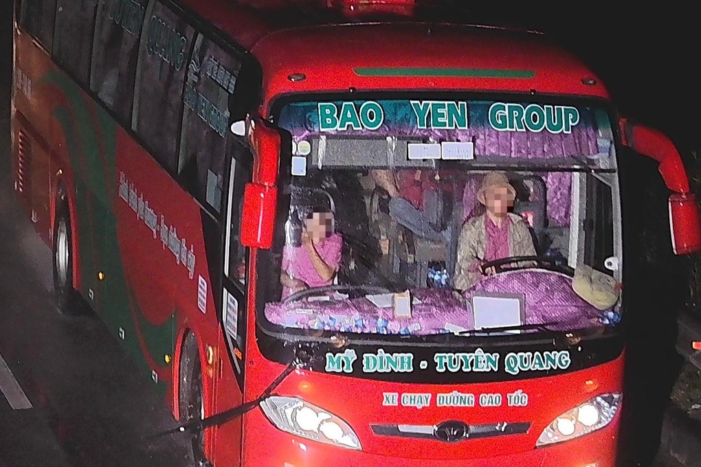 Trong 24 giờ, camera AI trên cao tốc soi 32 tài xế không thắt dây an toàn - 1 Trong 24 giờ, camera AI trên cao tốc soi 32 tài xế không thắt dây an toàn - 1