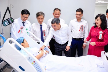 BV Việt Đức cơ sở Ninh Bình cấp cứu gần 100 bệnh nhân ngày đầu khai trương