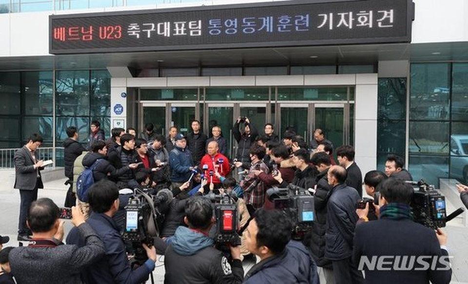 Xứ sở nhân sâm đã chào đón thầy Park và đội tuyển U23 Việt Nam sang tập huấn thế nào? - 2