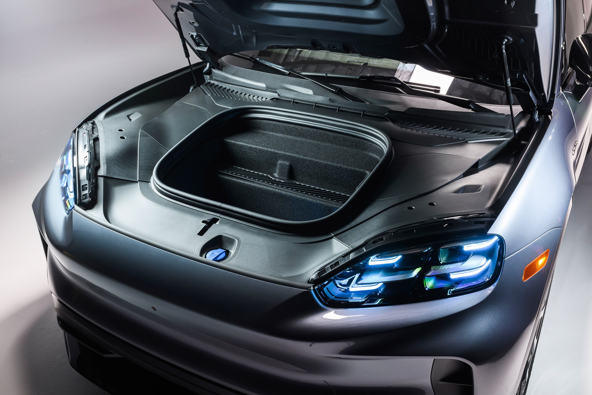 Cayenne Electric ra mắt: 1.139 mã lực, xe đường phố mạnh nhất của Porsche - 11