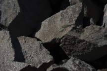 Mỹ đánh thuế 93,5% lên nguyên liệu làm pin nhập khẩu từ Trung Quốc