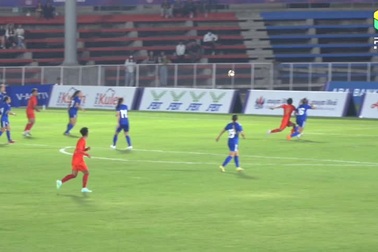 Tuyển nữ Myanmar gây sốc khi đánh bại Philippines