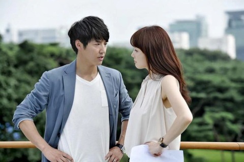 Đến nhà bạn trai ăn cơm, tôi kinh ngạc trước câu nói của một cô gái lạ