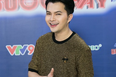 Nam Cường: “Nghệ sĩ lập gia đình sẽ thường bị “lôi” giới tính ra bàn tán”