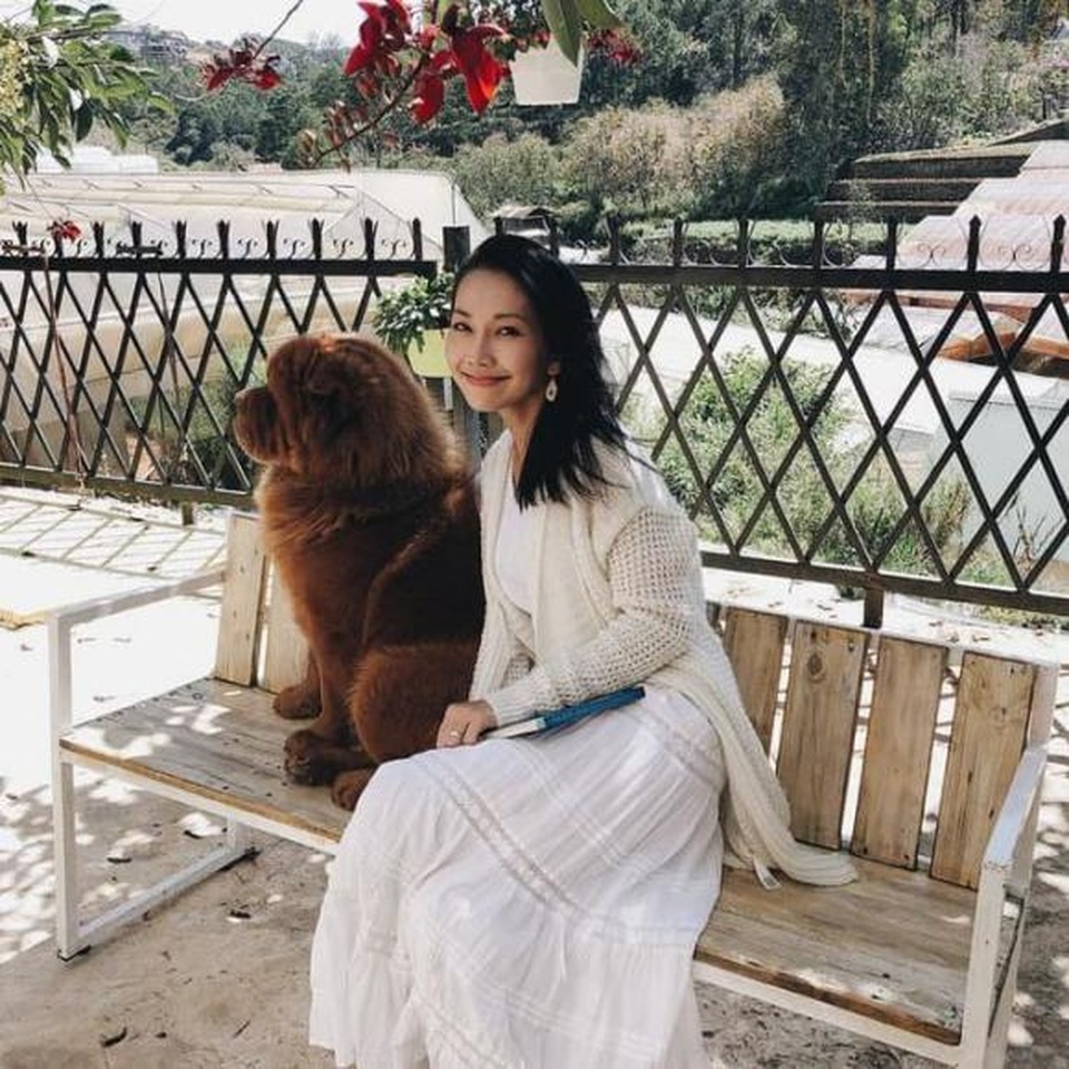 Thúy Nga tiết lộ Kim Hiền rất giàu có, đi xế hộp 150 ngàn USD - 3