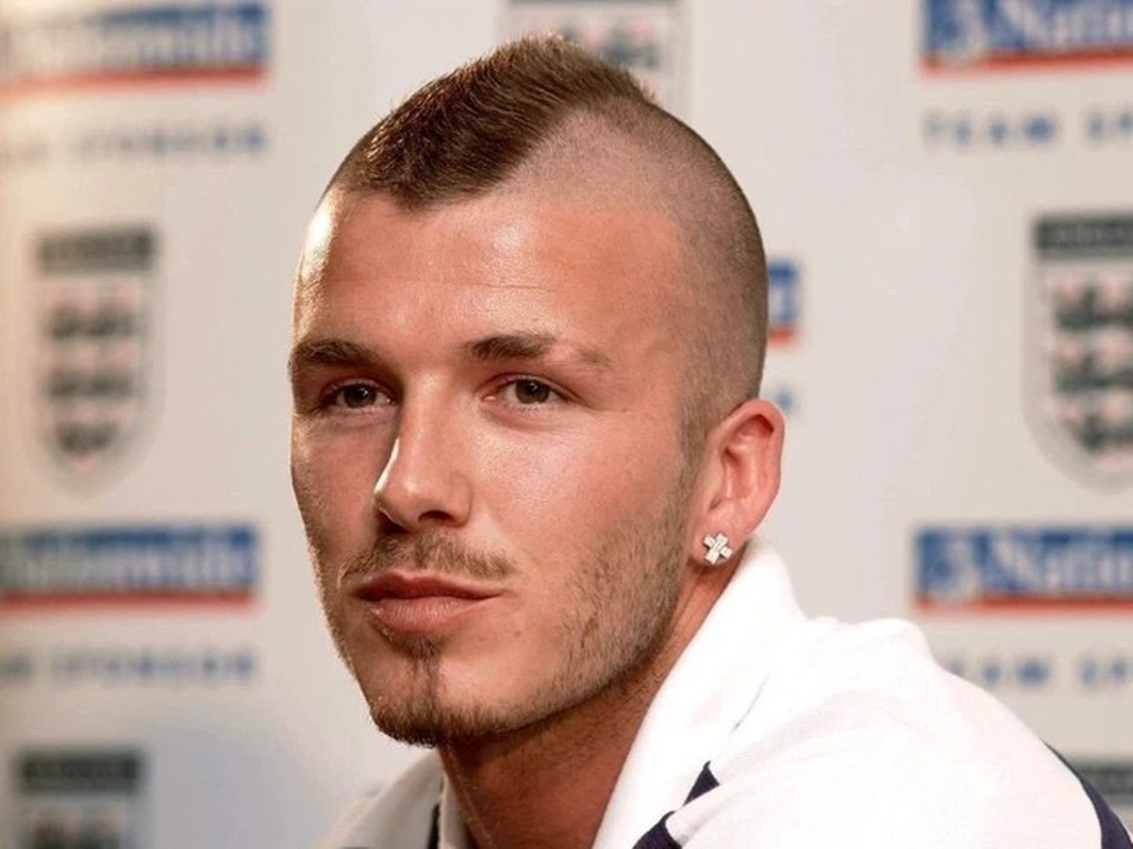 David Beckham hóa gã tóc bạc, thể hiện sự ăn ý với cậu hai - 3 David Beckham hóa gã tóc bạc, thể hiện sự ăn ý với cậu hai - 3