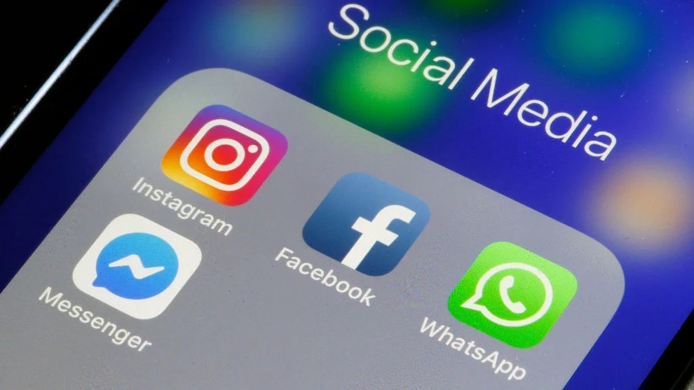 Các dịch vụ của Facebook đã quay trở lại hoạt động sau hơn 7 tiếng gặp sự cố, nhưng vẫn ở tình trạng chập chờn. Các dịch vụ của Facebook đã quay trở lại hoạt động sau hơn 7 tiếng gặp sự cố, nhưng vẫn ở tình trạng chập chờn.