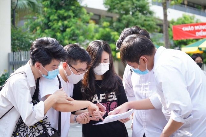 Các thí sinh phải thực hiện đăng ký, điều chỉnh nguyện vọng trước thời điểm 17 giờ ngày 20/8