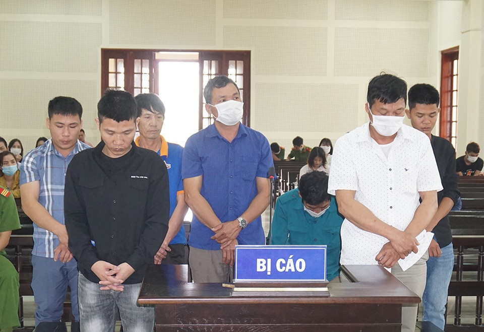 Nước mắt gã trai trót đẩy anh vào tù - 1 Nước mắt gã trai trót đẩy anh vào tù - 1