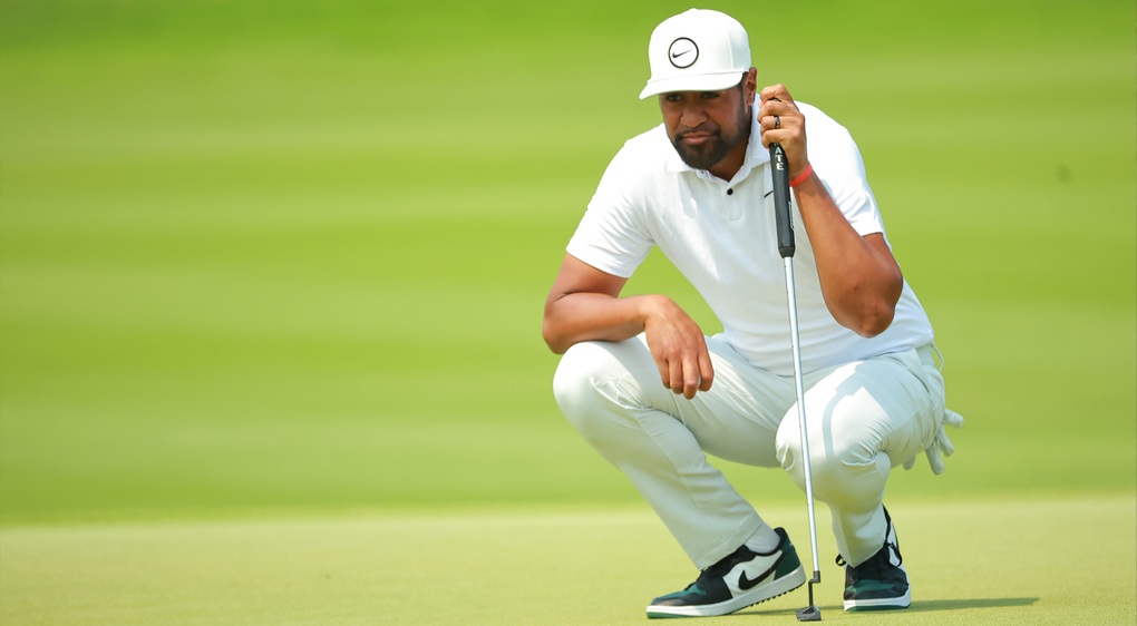 Collin Morikawa và Tony Finau tranh tài tại Rocket Mortgage Classic - 2 Collin Morikawa và Tony Finau tranh tài tại Rocket Mortgage Classic - 2