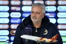 Jose Mourinho vướng rắc rối lớn vì sỉ nhục trọng tài Thổ Nhĩ Kỳ