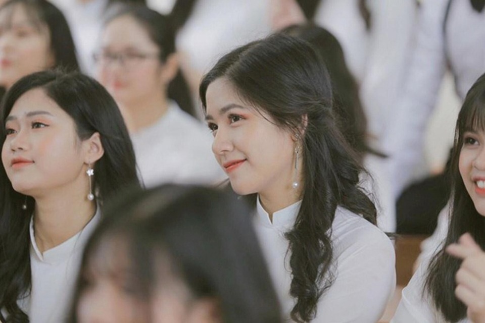 10X vừa xinh vừa học giỏi: “Càng khó khăn thì càng quyết tâm” - 4 10X vừa xinh vừa học giỏi: “Càng khó khăn thì càng quyết tâm” - 4
