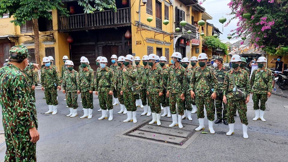 Binh chủng hóa học phun hóa chất khử trùng toàn bộ Hội An - 1 Binh chủng hóa học phun hóa chất khử trùng toàn bộ Hội An - 1