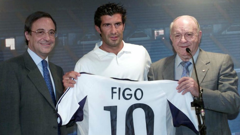Tiết lộ lý do Figo “phản bội” Barcelona, đào tẩu sang Real Madrid - 2