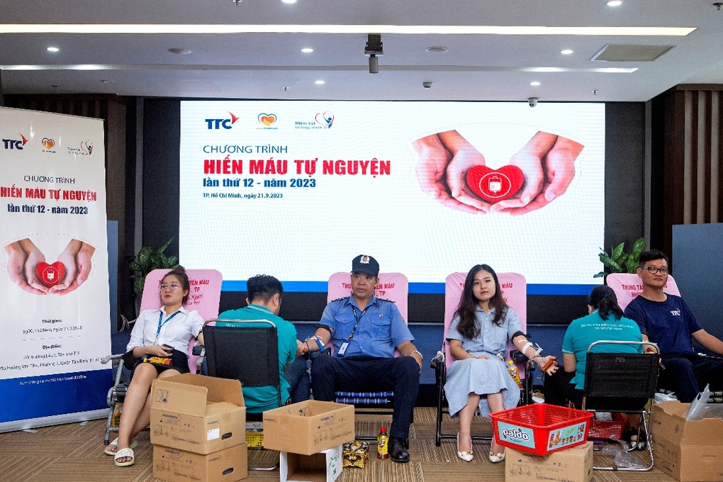 Tập đoàn TTC tổ chức ngày hội hiến máu Niềm vui từ lòng nhân ái - 2 Tập đoàn TTC tổ chức ngày hội hiến máu Niềm vui từ lòng nhân ái - 2