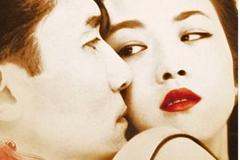 Nghiện “phim đen”, gái văn phòng chết sững vì hành động này của sếp