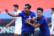 Campuchia gây bất ngờ, đánh bại Philippines ở ngày khai mạc AFF Cup