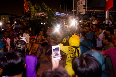 Kịch tính màn đánh động yêu quái của Tôn Ngộ Không