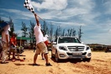 Mercedes GLK 220 CDI động cơ dầu chinh phục đồi cát Phan Thiết