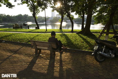 Thời tiết ngày 1/5: Miền Bắc giảm mưa, Nam Bộ tăng nắng nóng