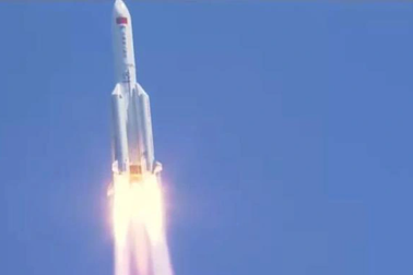 Mảnh vỡ tên lửa Trung Quốc rơi xuống biển Ấn Độ Dương