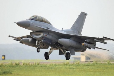 Hàn Quốc trang bị vũ khí thông minh cho chiến đấu cơ F-16