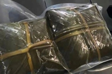 Thực phẩm hút chân không hỗ trợ người dân vùng lũ để được bao lâu?