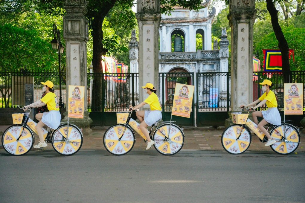 Tận hưởng mùa thu Hà Nội cùng ly cà phê muối Chú Nam - 3 Tận hưởng mùa thu Hà Nội cùng ly cà phê muối Chú Nam - 3