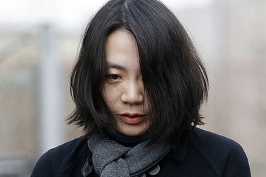 Tiếp viên Korean Air đâm đơn kiện con gái chủ tịch hãng