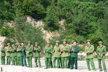 Một ngày với các chiến sỹ đảo Mê