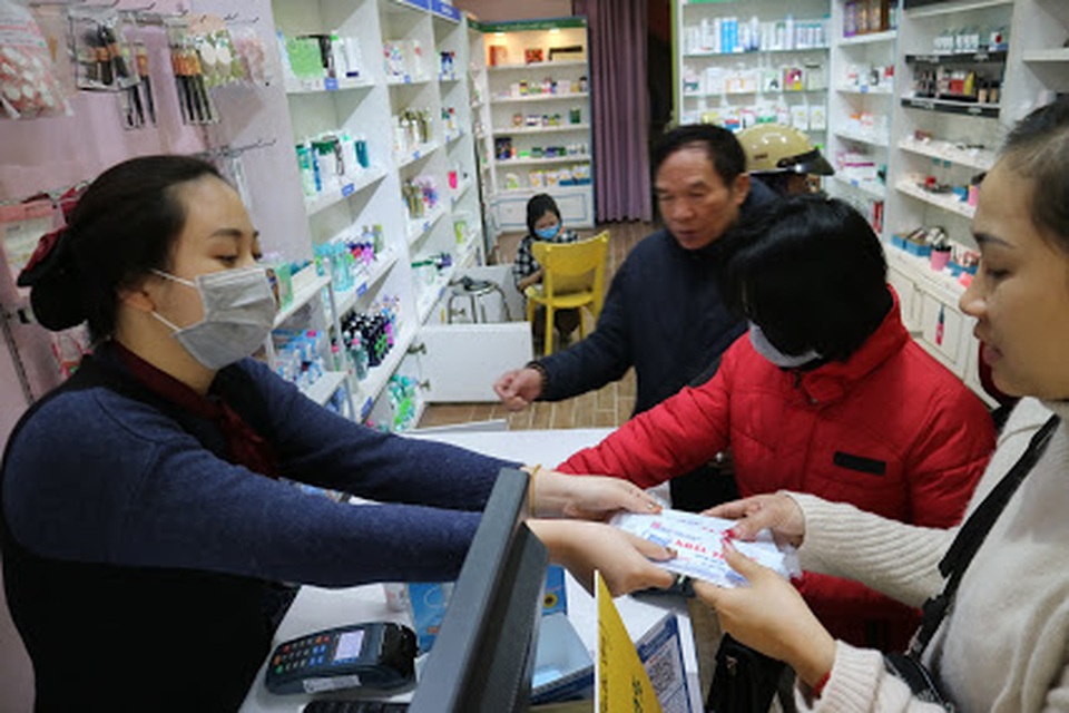 Hà Nội: Nhiều địa điểm phát tặng miễn phí khẩu trang để phòng virus Corona - 8 Hà Nội: Nhiều địa điểm phát tặng miễn phí khẩu trang để phòng virus Corona - 8
