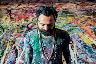 1.435 tỷ đồng trả cho bức tranh có diện tích 1.800 mét vuông