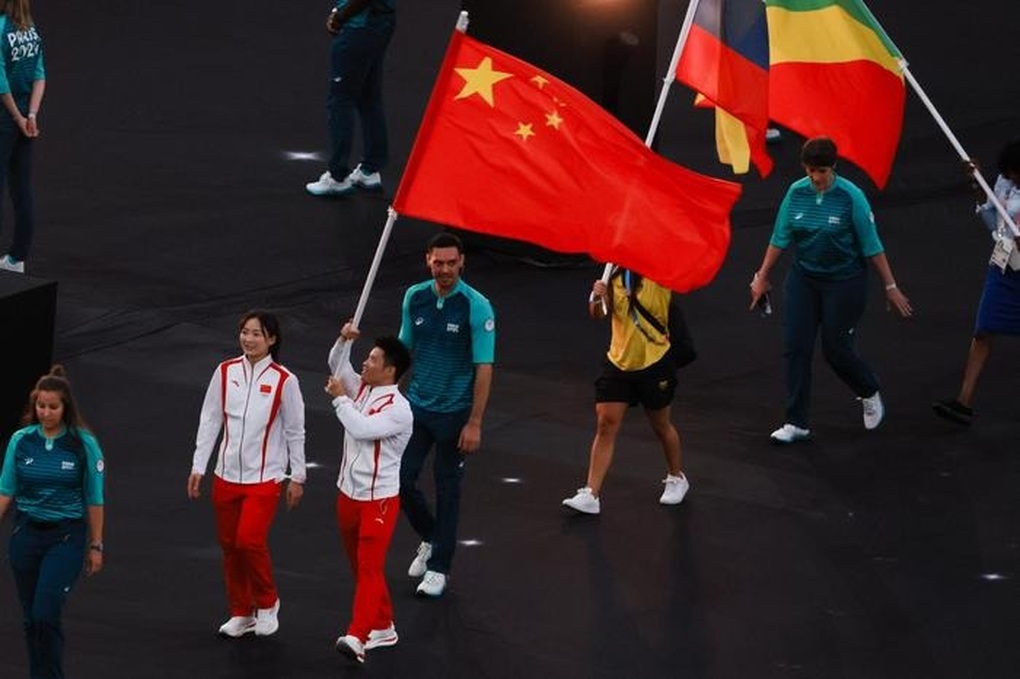 Báo Trung Quốc ca ngợi kỳ Olympic lịch sử của thể thao nước nhà - 1