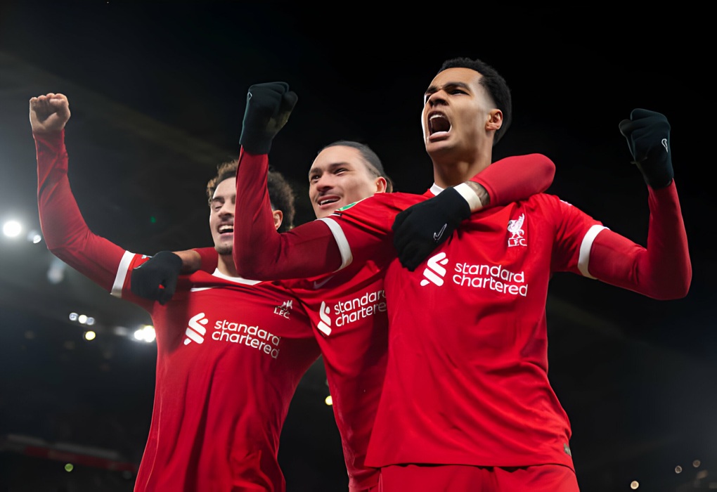 3 phút thăng hoa, Liverpool ngược dòng hạ Fulham - 3