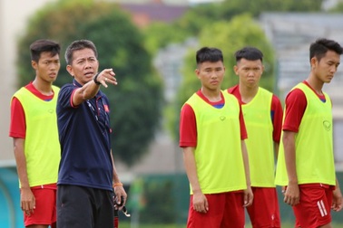 HLV Hoàng Anh Tuấn: “U19 Việt Nam yếu nhất bảng ở VCK U19 châu Á”