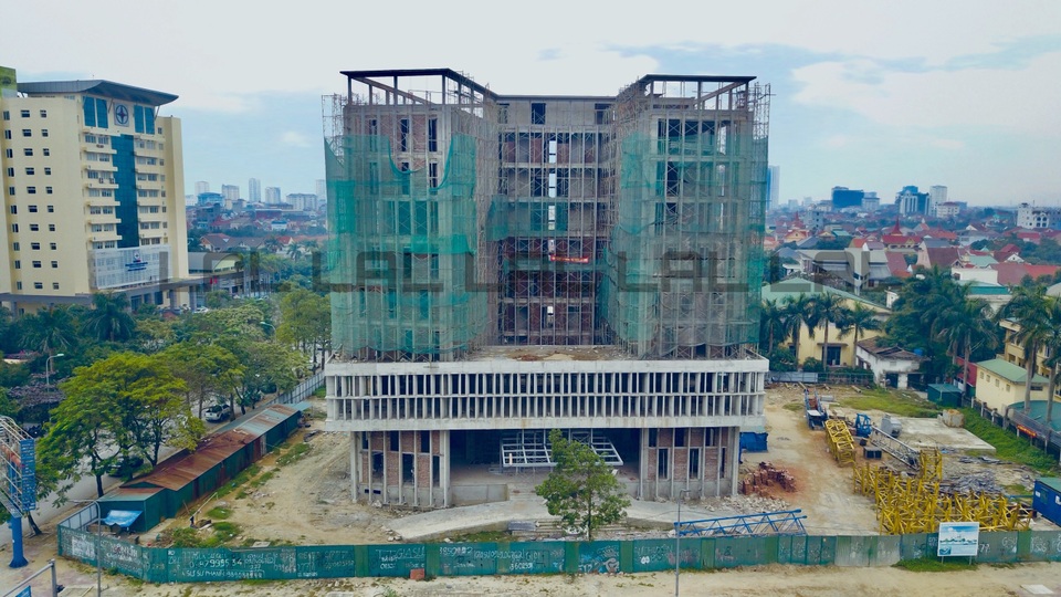 Sở Tài chính Nghệ An lên tiếng vụ rơi vận thăng khiến 3 người chết - 1 Sở Tài chính Nghệ An lên tiếng vụ rơi vận thăng khiến 3 người chết - 1