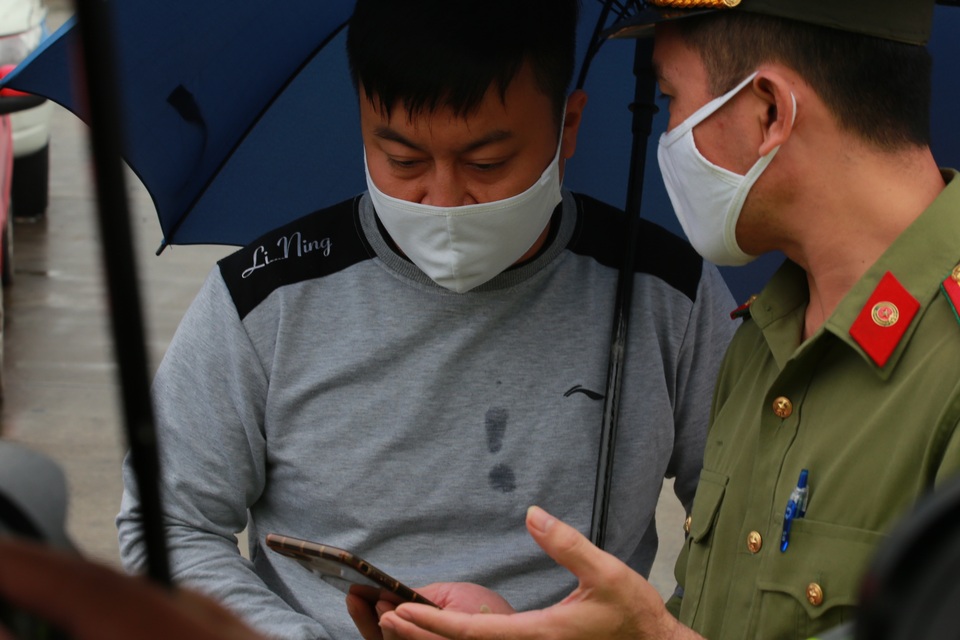 Tài xế bất ngờ với yêu cầu buộc quay đầu xe tại cao tốc Hà Nội - Hải Phòng - 7