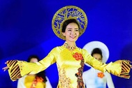 Giáo viên "hoa khôi" trường Ams giành giải Cô giáo tài năng duyên dáng toàn quốc