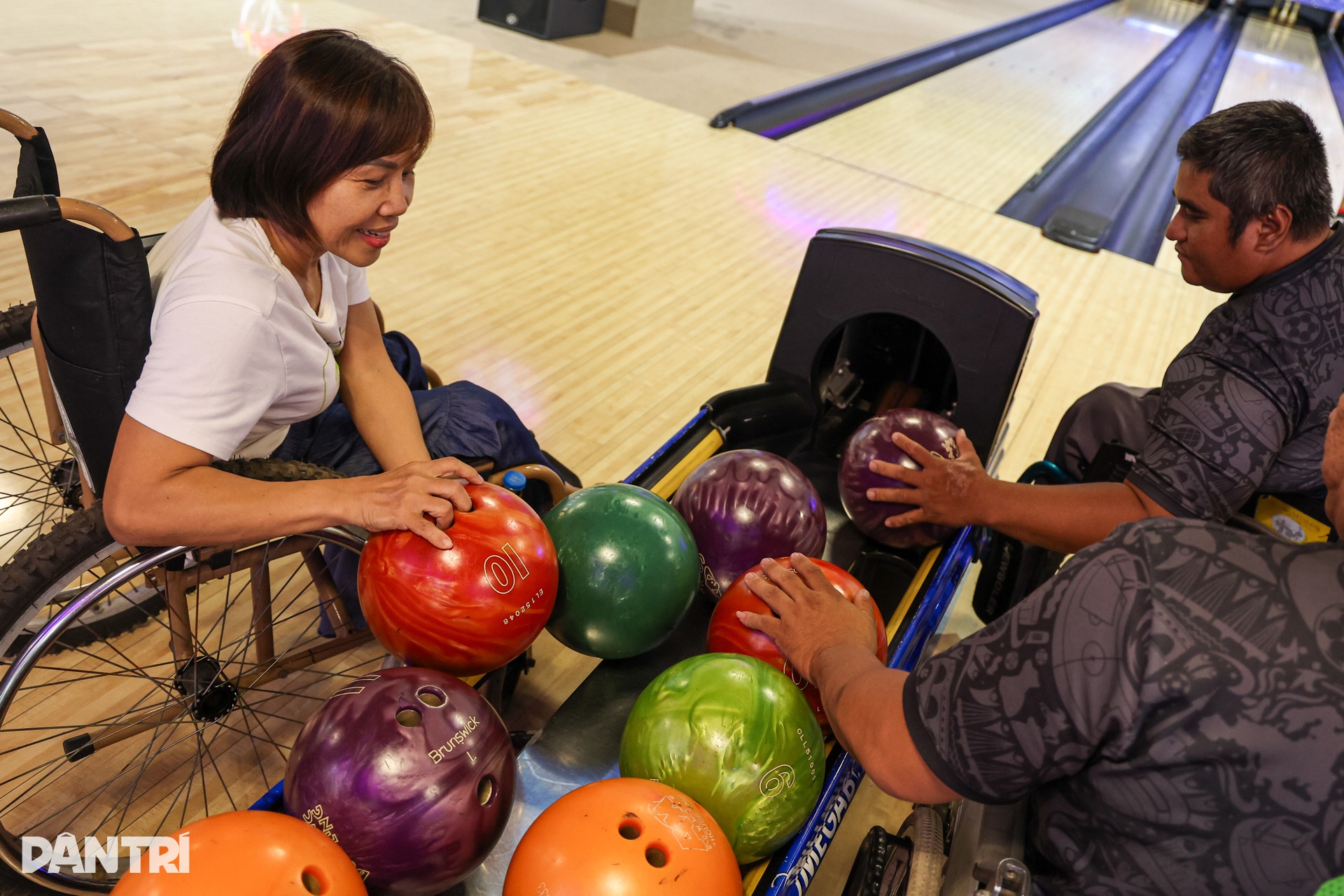 Câu lạc bộ Bowling cho người khuyết tật đầu tiên tại Việt Nam - 8