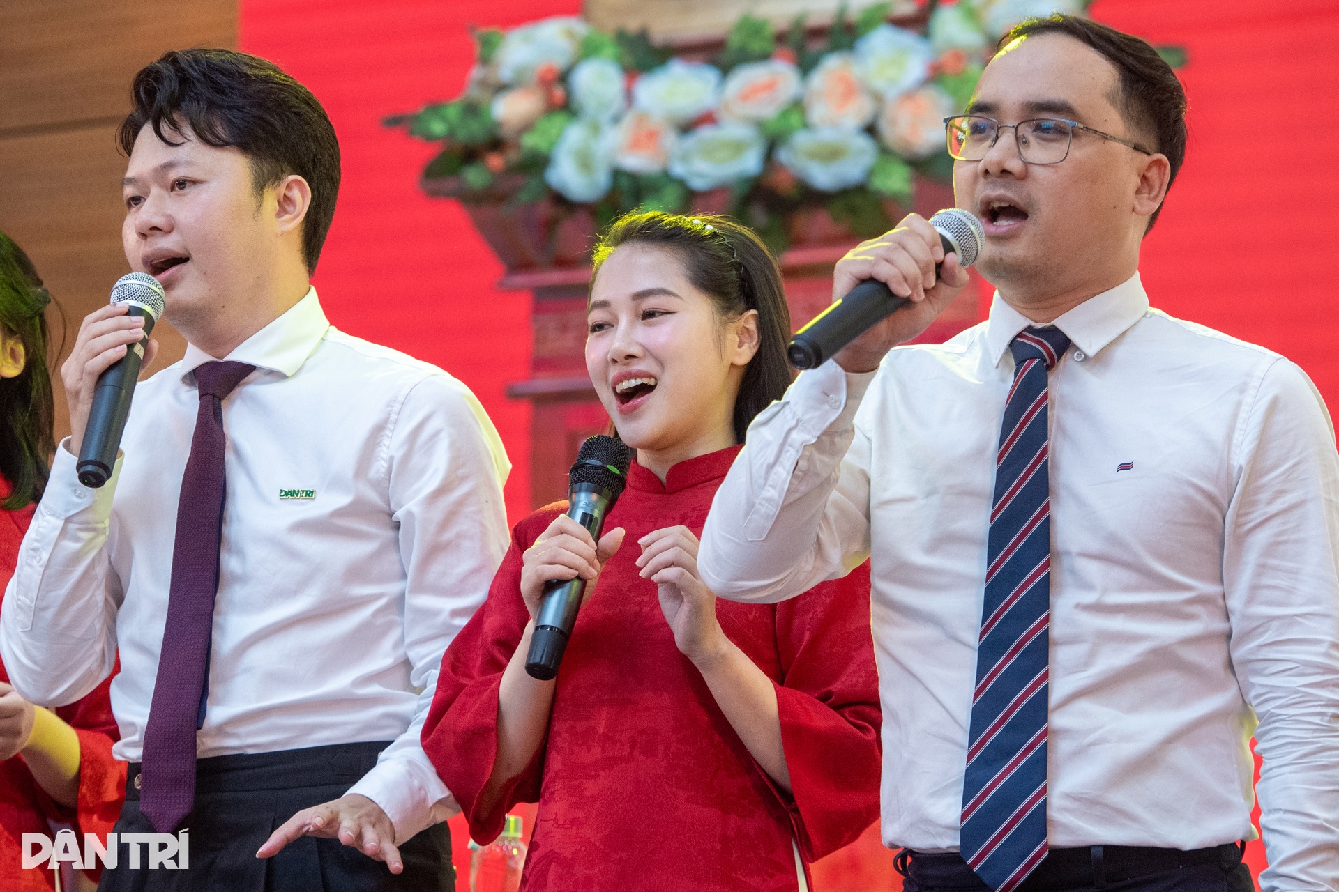 Toàn cảnh Đại hội Đảng bộ báo Dân trí nhiệm kỳ 2025-2030 - 16 Toàn cảnh Đại hội Đảng bộ báo Dân trí nhiệm kỳ 2025-2030 - 16