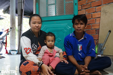 Chuyện chàng mù miền Tây leo dừa nhanh như sóc có tình yêu đẹp như cổ tích