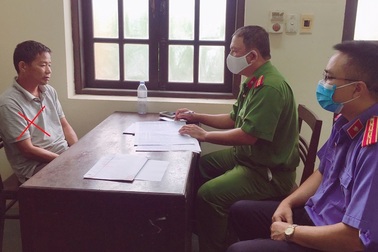 Xô xát vì không xin được thuốc lào, một người bị đâm tử vong