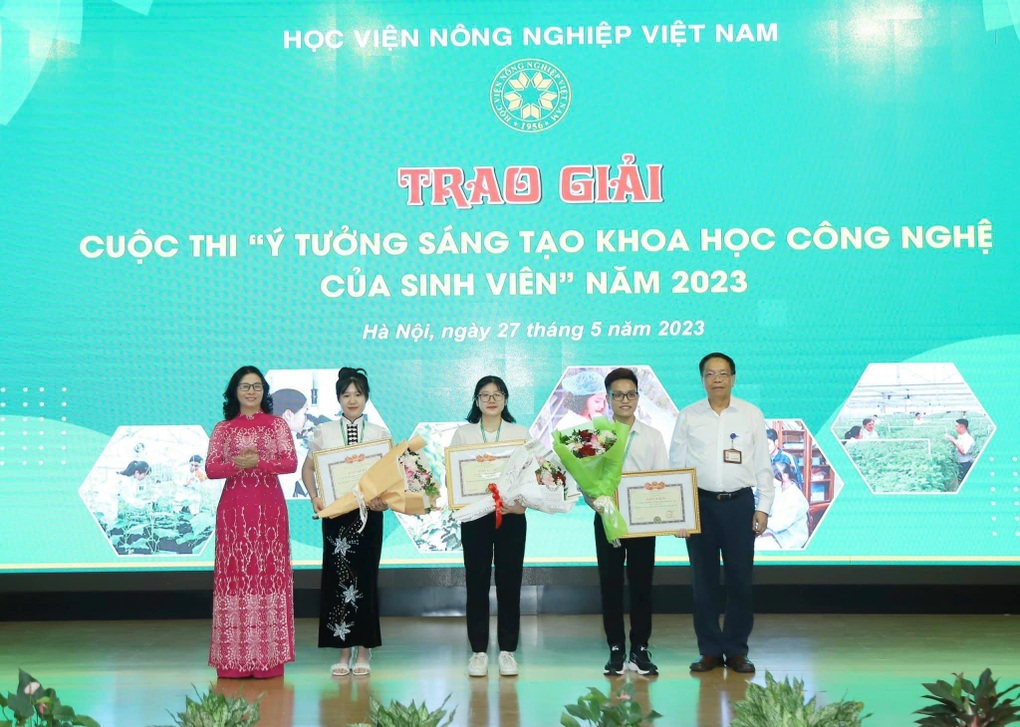 Học viện Nông nghiệp Việt Nam đẩy mạnh nghiên cứu khoa học - 1