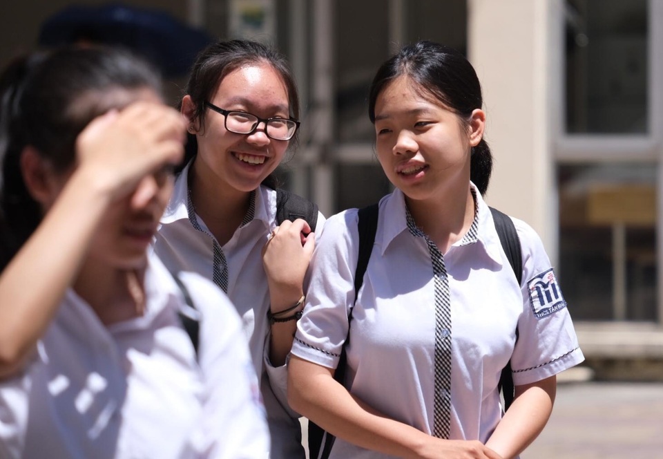 Tuyển sinh lớp 10 Hà Nội: Cân nhắc kĩ để tránh “rớt” nguyện vọng đáng tiếc - 2 Tuyển sinh lớp 10 Hà Nội: Cân nhắc kĩ để tránh “rớt” nguyện vọng đáng tiếc - 2