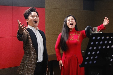 Tùng Dương ra mắt ca khúc biểu diễn cùng 80 nghệ sĩ tại A80