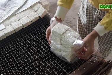 Làng bánh nổ duy nhất xứ Quảng tất bật làm bánh "gọi xuân về"