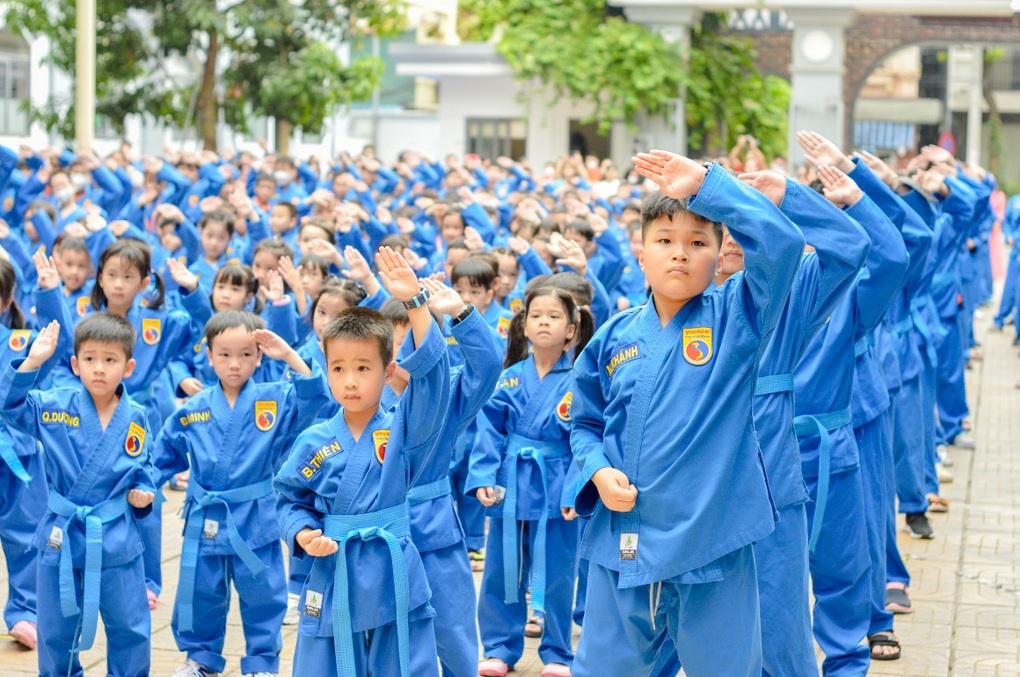 Hành trình ba thập kỷ kiến tạo tổ chức giáo dục hạnh phúc của FPT - 3 Hành trình ba thập kỷ kiến tạo tổ chức giáo dục hạnh phúc của FPT - 3