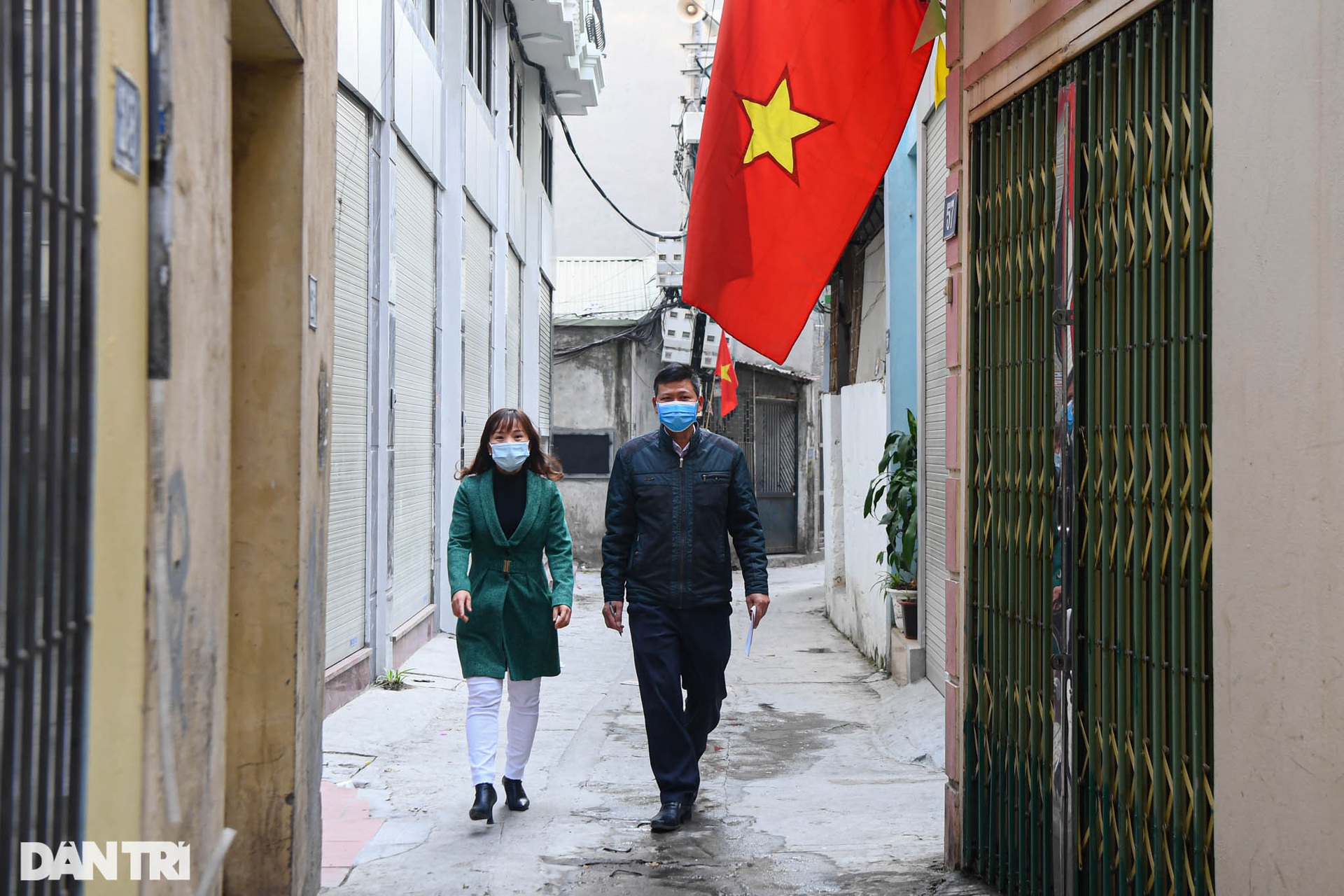 F0 ở Hà Nội tăng vọt, nhân viên y tế điều trị tại nhà như thế nào? - 17 F0 ở Hà Nội tăng vọt, nhân viên y tế điều trị tại nhà như thế nào? - 17