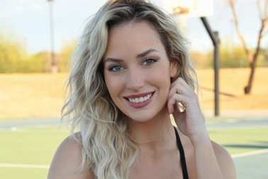 Tay golf sexy nhất thế giới kiếm nhiều tiền nhất, Tiger Woods vẫn còn thua